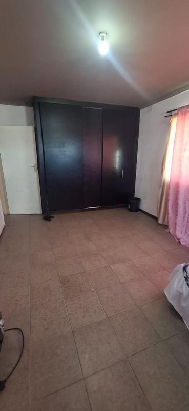 4 Bedroom Property for Sale in Cravenby Western Cape